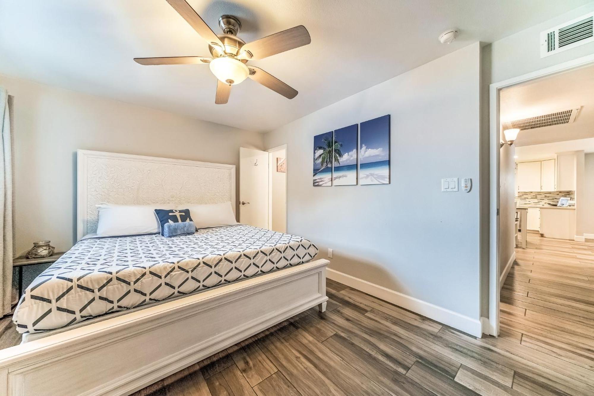 Holiday home Exquisite 3br Retreat With Private Pool *