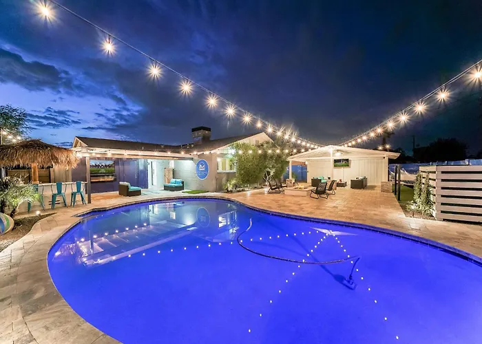 Exquisite 3Br Retreat With Private Pool