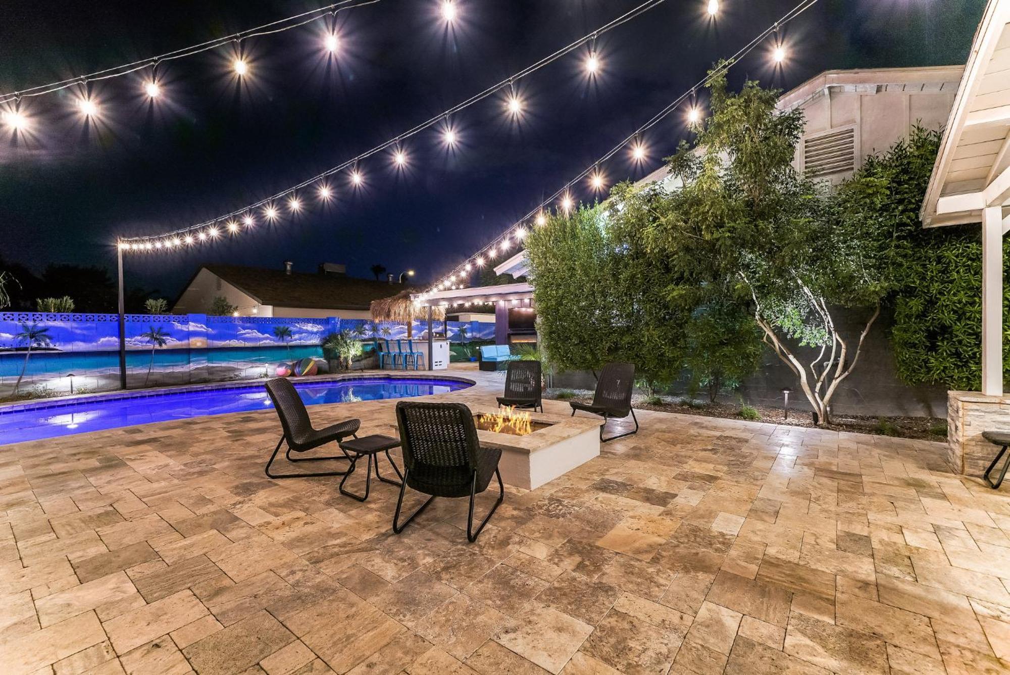 Exquisite 3br Retreat With Private Pool *