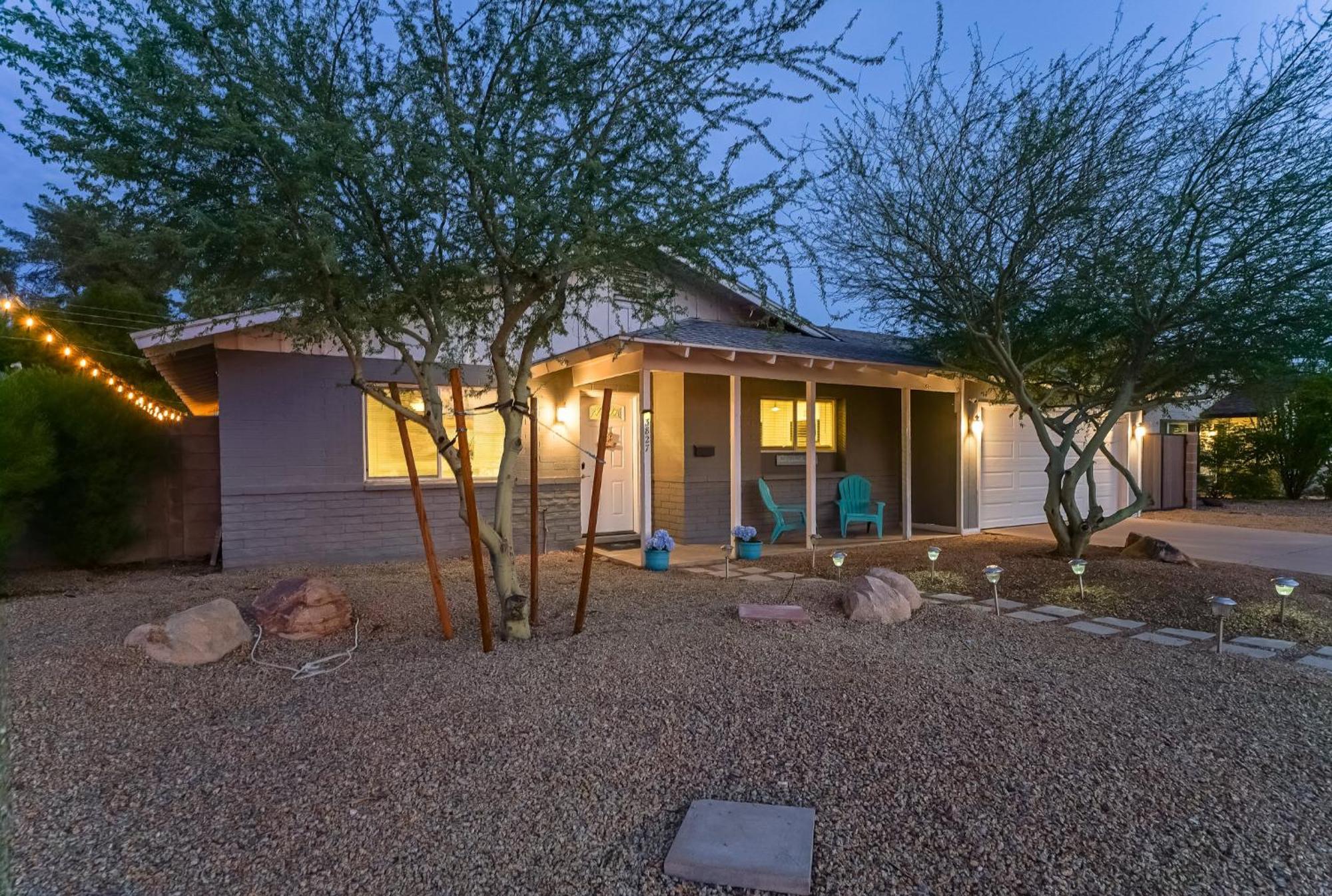 Exquisite 3br Retreat With Private Pool *