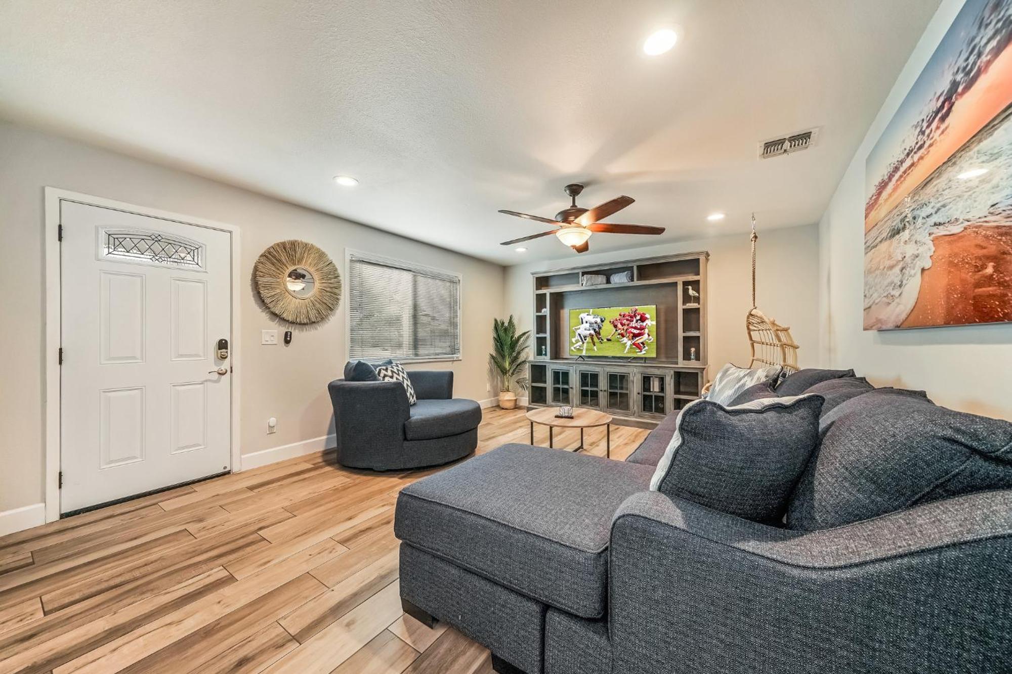 Exquisite 3br Retreat With Private Pool Holiday home